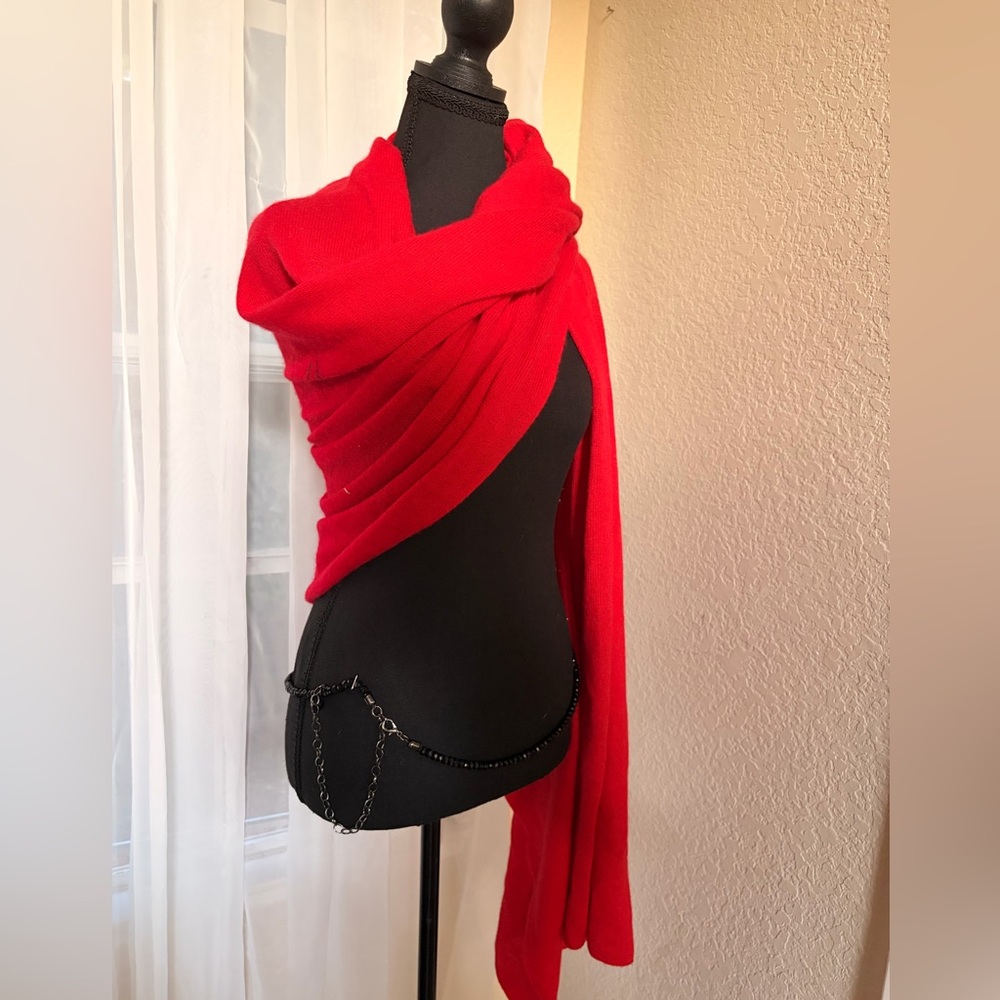 InCashmere Red Cashmere Wrap - Picture 4 of 5